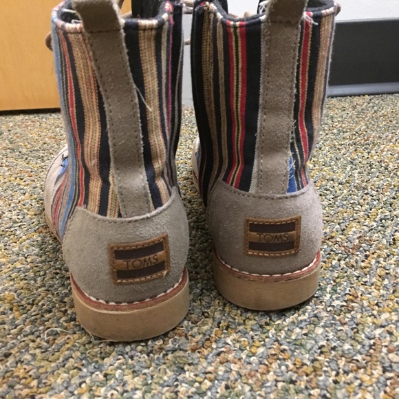 TOMS: suede combat boots - Picture 2 of 2